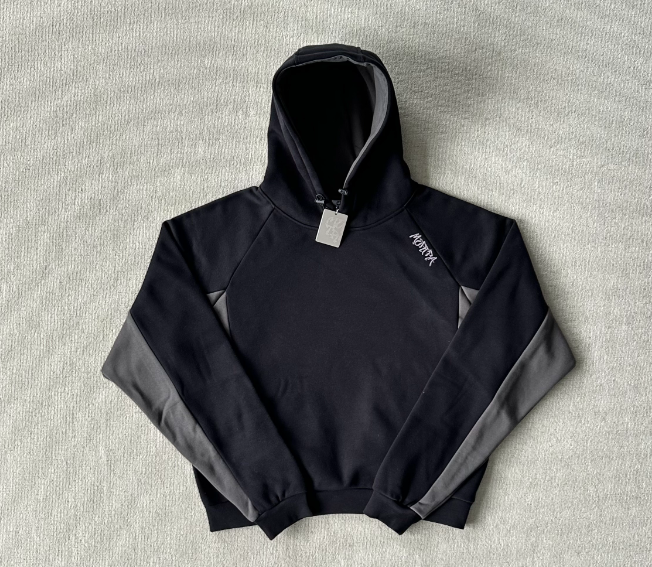 Mertra Tracksuit