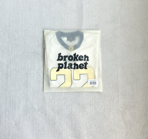 Broken Planet Football Set